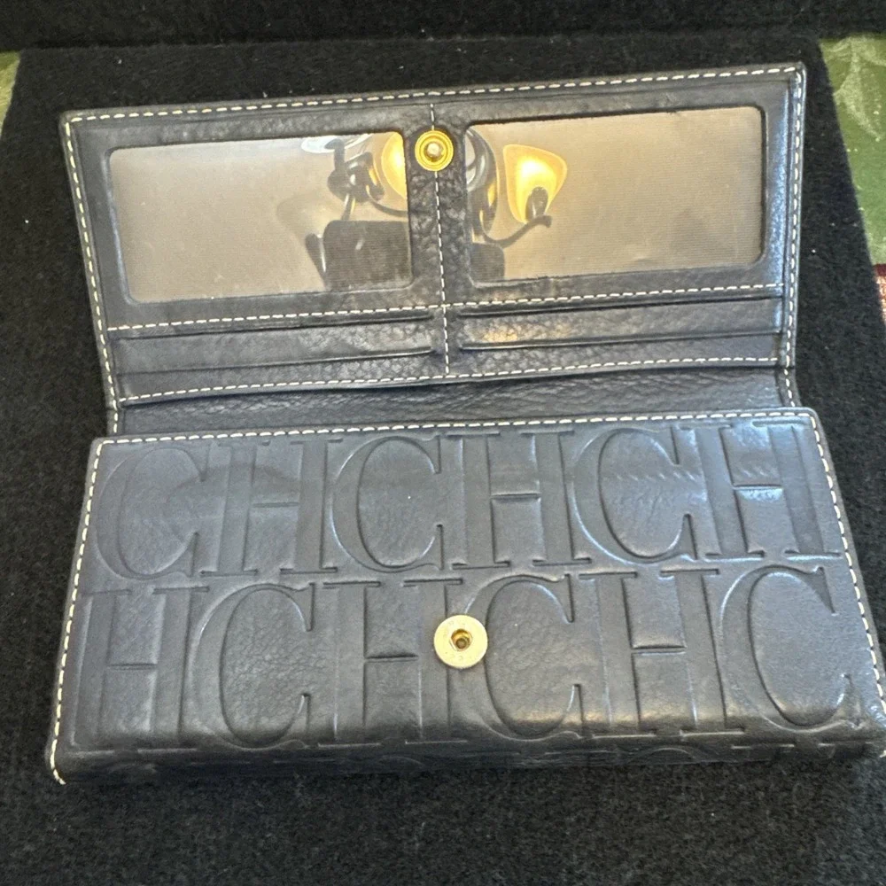 CH Carolina Herrera Leather Trifold  Wallet with Removable Coin Purse Continenta